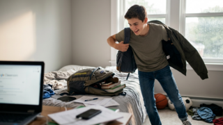 Lunes 25 de mayo del 2026 | Devoción Matutina para Adolescentes 2026 | ¡Despierta el chip de la gran aventura!